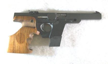 Walther GSP        Pistole Links   Cal.32  art.vrij